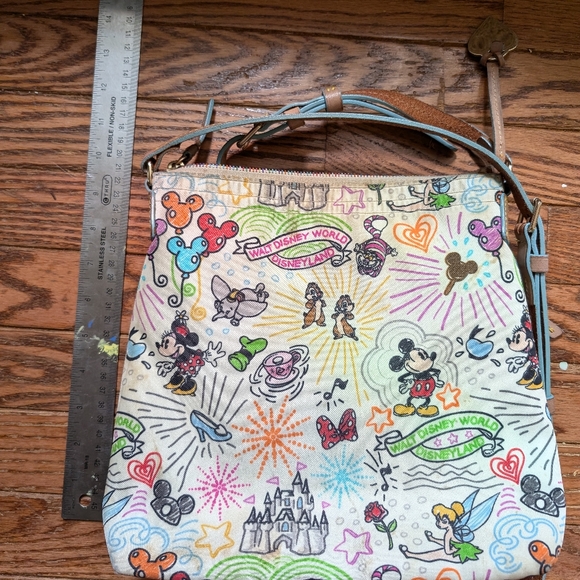 Dooney and Bourke Disney bag - Picture 2 of 4